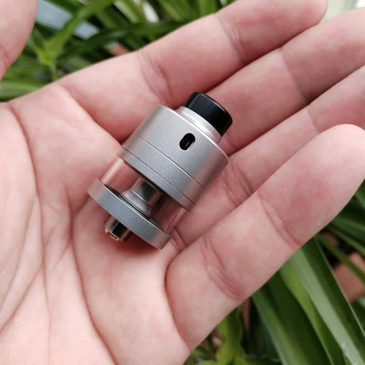 YFTK Style Haku Riviera RDTA Squonk With BF PIN 22MM Rebuildable Dripping Atomizer 316SS Newest Ecig DIY Vape Tank
YFTK Style Haku Riviera RDTA Squonk With BF PIN 22MM Rebuildable Dripping Atomizer 316SS Newest Ecig DIY Vape Tank