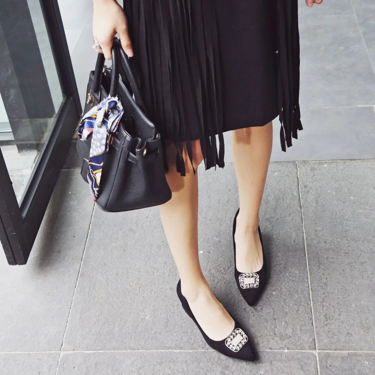 Big Size ladies high heels women shoes woman Shallow single shoe with thick heel and pointed square buckle
Big Size ladies high heels women shoes woman Shallow single shoe with thick heel and pointed square buckle