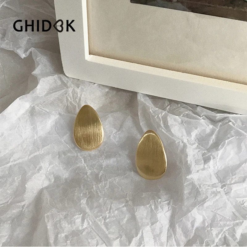 GHIDBK Simple Metal Water Drop Big Stud Earrings for Women Top Fashion Brass Earrings Studs Minimalist Geometric Disc Earrings
GHIDBK Simple Metal Water Drop Big Stud Earrings for Women Top Fashion Brass Earrings Studs Minimalist Geometric Disc Earrings