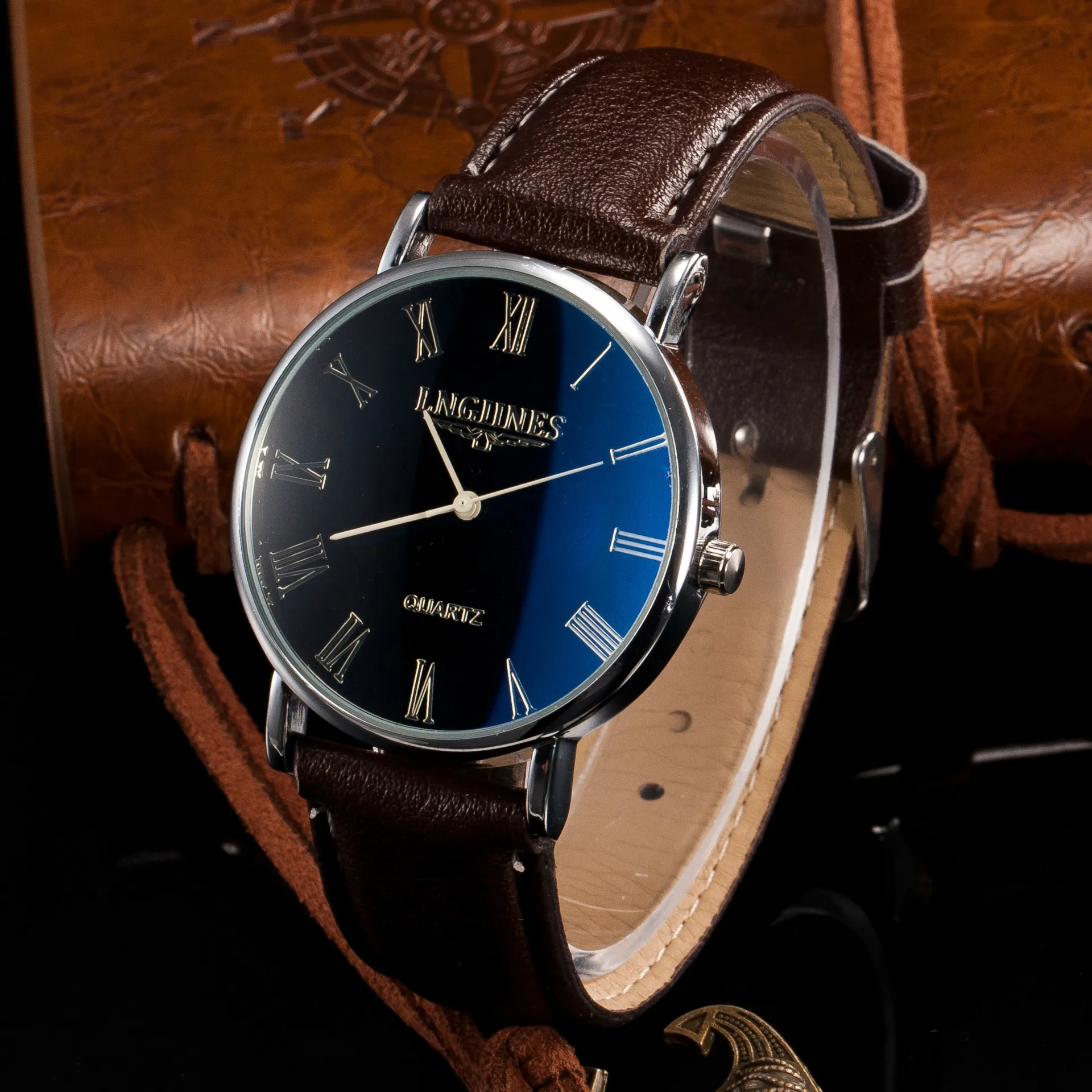 2019 Mens Women watches Luxury brand Quartz watch High quality relogio masculino Ultra thin Men Women Clock erkek kol saati
2019 Mens Women watches Luxury brand Quartz watch High quality relogio masculino Ultra thin Men Women Clock erkek kol saati