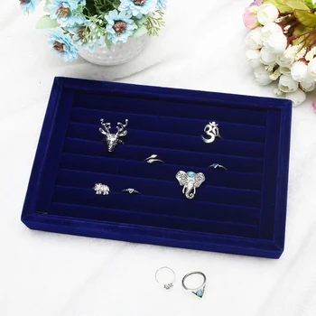 Fashion Suede Soft Jewelry Box Rings Storage Display Box Size 22.5x14.5x3CM Ear Stud Earrings Ring Jewelry Display Box
Fashion Suede Soft Jewelry Box Rings Storage Display Box Size 22.5x14.5x3CM Ear Stud Earrings Ring Jewelry Display Box