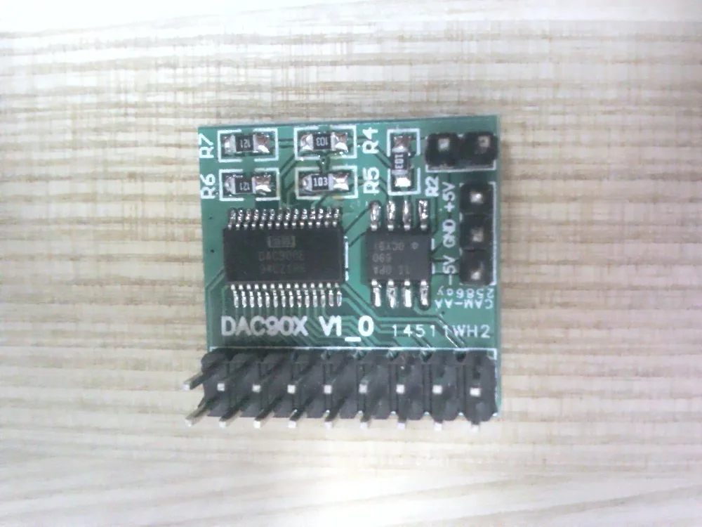 Free Shipping! DAC DA module 14-bit high-speed DAC module DAC904 maximum conversion rate 165MSPS
Free Shipping! DAC DA module 14-bit high-speed DAC module DAC904 maximum conversion rate 165MSPS