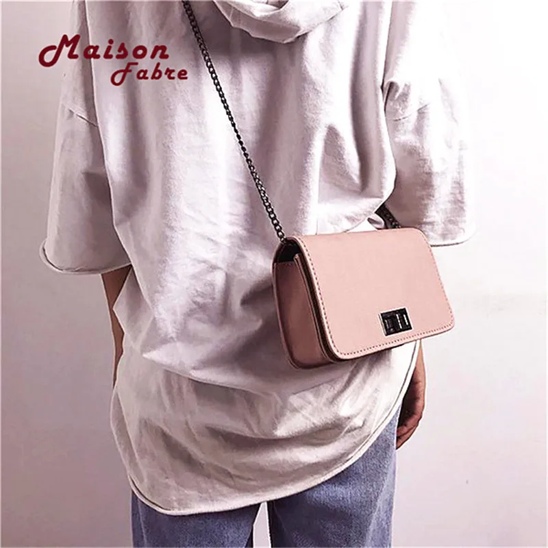 Maison Fabre Worean Version Wild Small Square Bag Shoulder Messenger Woman Bag Retro Female Small Messenger Bag simple style
Maison Fabre Worean Version Wild Small Square Bag Shoulder Messenger Woman Bag Retro Female Small Messenger Bag simple style