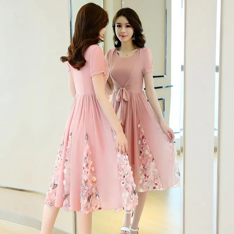 2019 Summer Women Appliques Chiffon Party Mid Dress Female Elegant Print Casual Dresses Ladies Slim Bow Belt O Neck Vestido Z61
2019 Summer Women Appliques Chiffon Party Mid Dress Female Elegant Print Casual Dresses Ladies Slim Bow Belt O Neck Vestido Z61