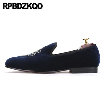 46 11 European Blue Wedding Men Party Shoes Classic Custom Loafers Rhinestone Smoking Slippers Prom Velvet Fashion Plus Size
46 11 European Blue Wedding Men Party Shoes Classic Custom Loafers Rhinestone Smoking Slippers Prom Velvet Fashion Plus Size
