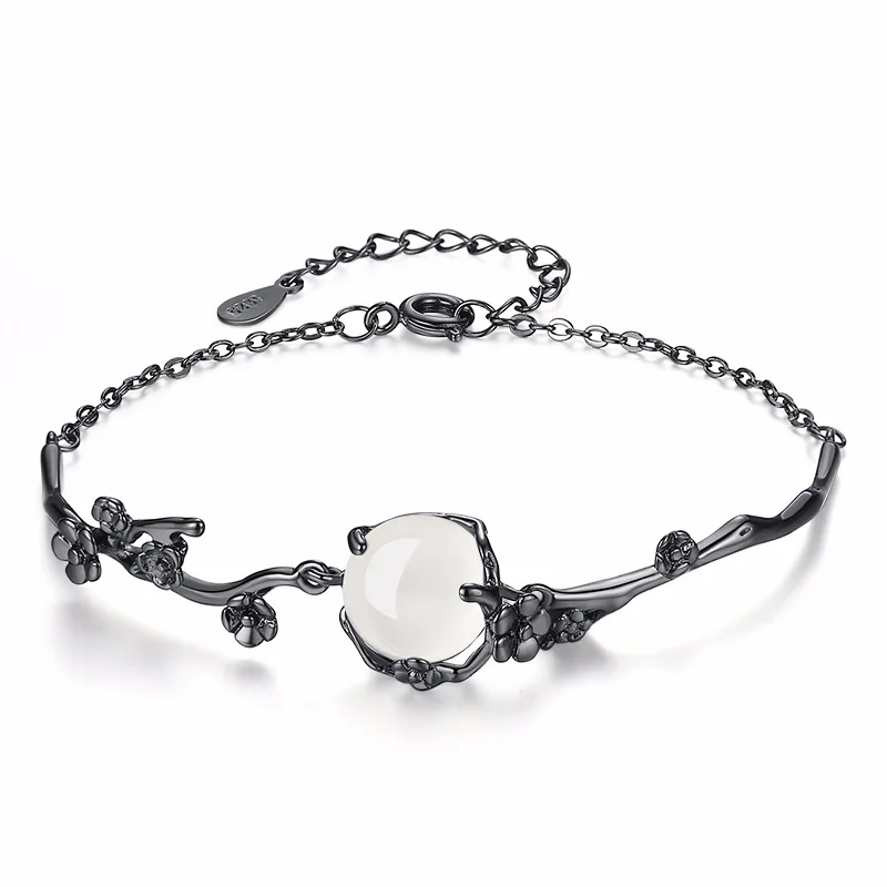 100% 925 sterling silver fashion black gem natural white chalcedony ladies`bracelets jewelry women female gift wholesale cheap
100% 925 sterling silver fashion black gem natural white chalcedony ladies`bracelets jewelry women female gift wholesale cheap