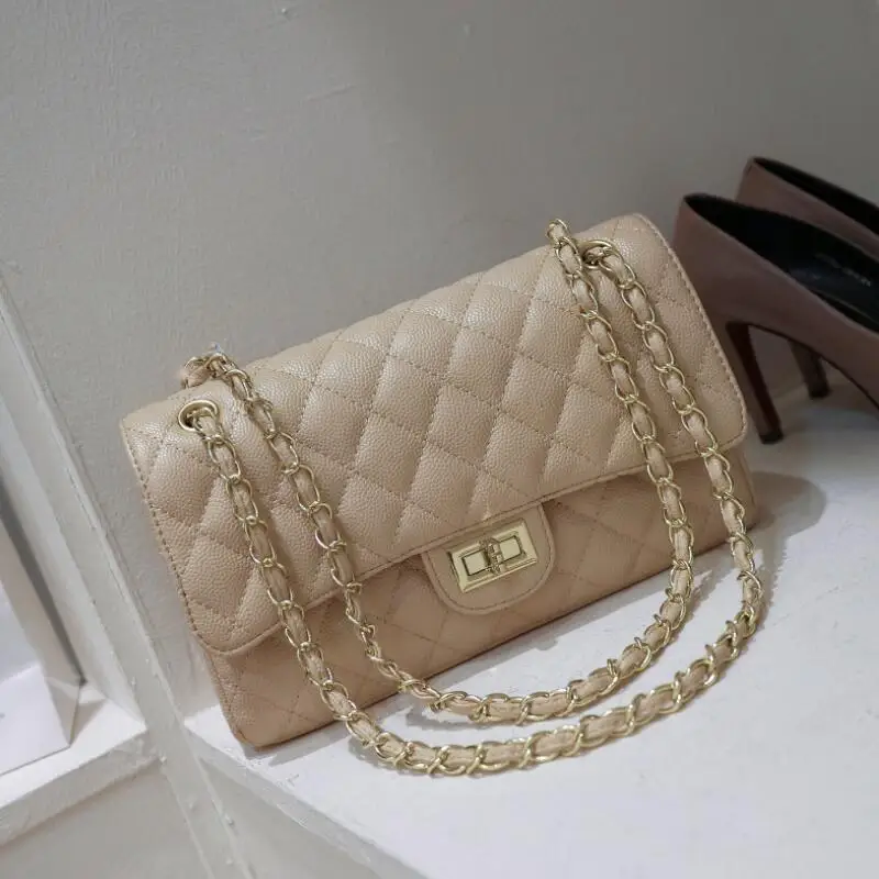 2019 Fashion Ladies Bag Famous Brand Women Messenger Bags Designer Women Bag Cross body Bag For Women brand tote bolsa feminina 
2019 Fashion Ladies Bag Famous Brand Women Messenger Bags Designer Women Bag Cross body Bag For Women brand tote bolsa feminina