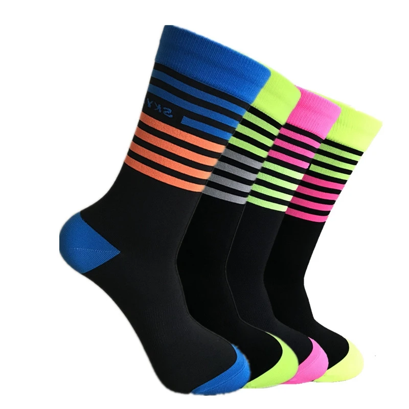 High Quality Professional Brand Sport Socks Breathable Deodorization Road Bicycle Socks Outdoor Sports Racing Cycling Socks
High Quality Professional Brand Sport Socks Breathable Deodorization Road Bicycle Socks Outdoor Sports Racing Cycling Socks