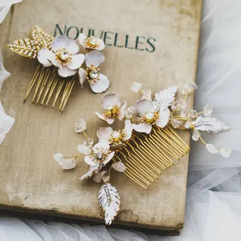 Handmade Multicolor Enamel Flower Comb Pearl Crystal Wedding Hair Comb Gorgeous Bridal Wedding Hair Accessories
Handmade Multicolor Enamel Flower Comb Pearl Crystal Wedding Hair Comb Gorgeous Bridal Wedding Hair Accessories