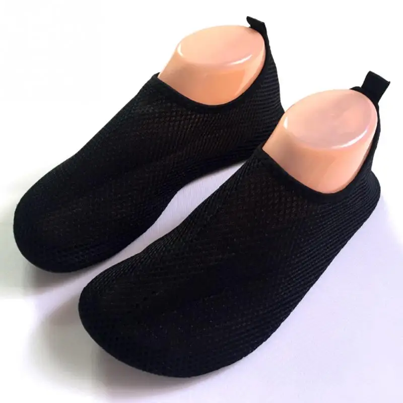 Woman Men Mesh Sandals Flat Beach Shoes sapato feminino Summer Breathable sandalias mujer
Woman Men Mesh Sandals Flat Beach Shoes sapato feminino Summer Breathable sandalias mujer