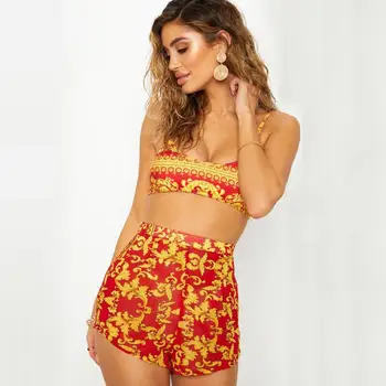 3 pcs Bikini set 2019 Women off shoulder backless swimsuit pushup Padded Swimwear String Floral Print Beachwear
3 pcs Bikini set 2019 Women off shoulder backless swimsuit pushup Padded Swimwear String Floral Print Beachwear