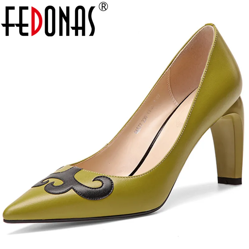FEDONAS New Arrival Women Genuine Leather High Heels Party Wedding Shoes Woman Sexy Pointed Toe Slio On Spring Summer Shoes
FEDONAS New Arrival Women Genuine Leather High Heels Party Wedding Shoes Woman Sexy Pointed Toe Slio On Spring Summer Shoes
