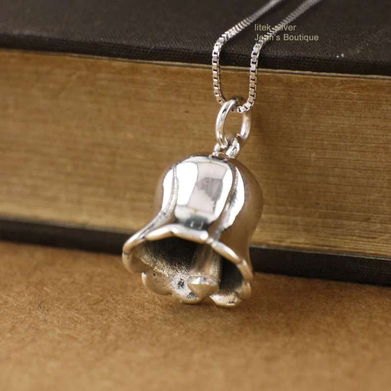 925 Solid Sterling Silver Elegant Bellflower Campanula Shape Charm Pendant Necklace A2649 
925 Solid Sterling Silver Elegant Bellflower Campanula Shape Charm Pendant Necklace A2649