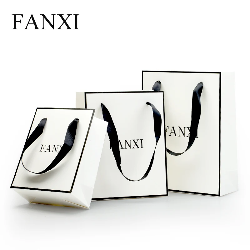 FANXI 10 pcs/ lot Coated White Paper Bags Wholesale Shopping Jewelry Gift Bag Manufacturer Packaging & Storage Hot Sale
FANXI 10 pcs/ lot Coated White Paper Bags Wholesale Shopping Jewelry Gift Bag Manufacturer Packaging & Storage Hot Sale