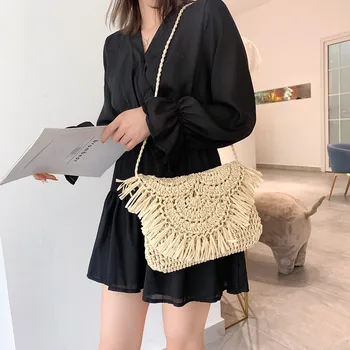 Fashion women's new woven bag tassel semi-circle bag ladies Sac shoulders Bolsa rattan bag hand-woven beach Messenger bag
Fashion women's new woven bag tassel semi-circle bag ladies Sac shoulders Bolsa rattan bag hand-woven beach Messenger bag