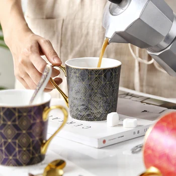 Retro ceramic bone china mug Nordic cup breakfast milk cup creative simple ceramic mug afternoon tea coffee cup
Retro ceramic bone china mug Nordic cup breakfast milk cup creative simple ceramic mug afternoon tea coffee cup