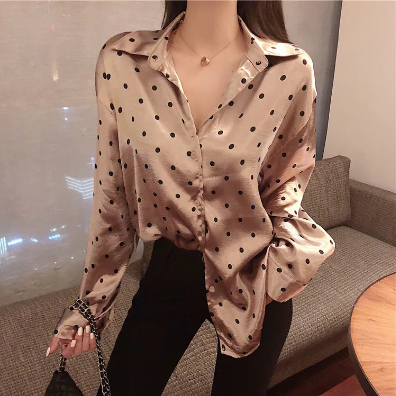 2018 Autumn Long Sleeve Shiny Dot Shirts Women Casual Loose Dot Satin Blouses Lady Long Sleeve Satin Top Dot Shirt Blouses Tops
2018 Autumn Long Sleeve Shiny Dot Shirts Women Casual Loose Dot Satin Blouses Lady Long Sleeve Satin Top Dot Shirt Blouses Tops