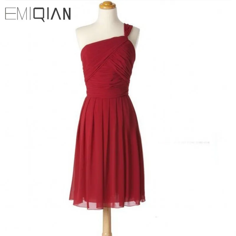 Freeshipping Real Photos Simple One Shoulder Pleated Knee-length Chiffon Bridesmaid Dress for Wedding Party
Freeshipping Real Photos Simple One Shoulder Pleated Knee-length Chiffon Bridesmaid Dress for Wedding Party