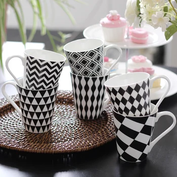 brand high quality ceramic mug Bone China coffee milk cups and mugs with handgrip striped geometry printed water cup creative
brand high quality ceramic mug Bone China coffee milk cups and mugs with handgrip striped geometry printed water cup creative
