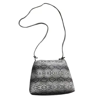 Fashion Womem Snakeskin Print Zipper Square Women Faux Leather Crossbody Shoulder Bag
Fashion Womem Snakeskin Print Zipper Square Women Faux Leather Crossbody Shoulder Bag