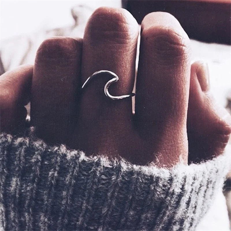 FNIO Antique Rose Gold Silver Wave Rings for Women Simple Metal Surfer Midi Ring Knuckle Surf Rings Ocean Wire Ring
FNIO Antique Rose Gold Silver Wave Rings for Women Simple Metal Surfer Midi Ring Knuckle Surf Rings Ocean Wire Ring