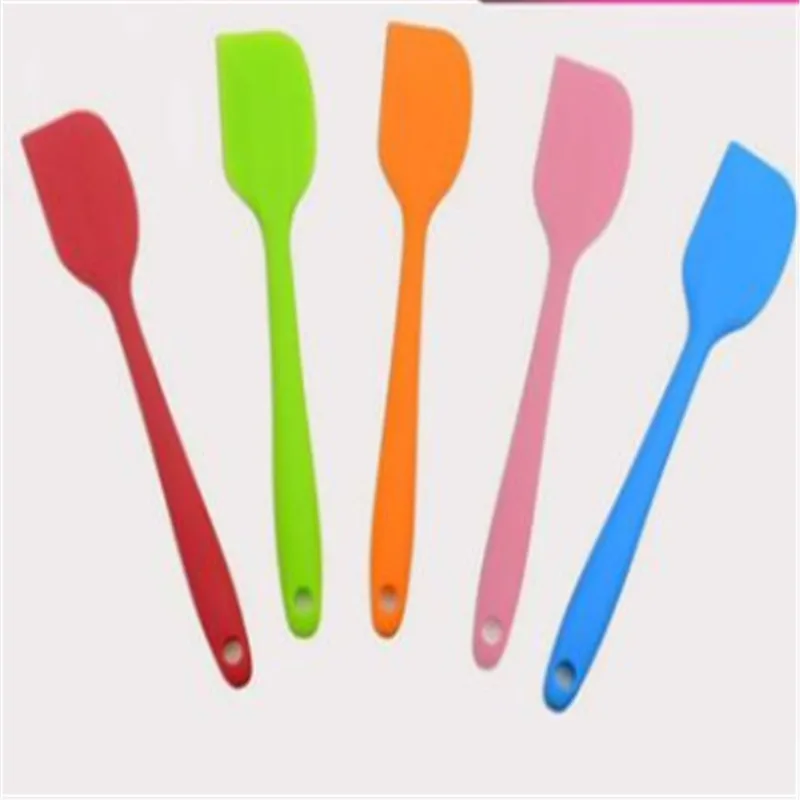 Kitchen Silicone Cream Butter Cake Spatula Baking Scraper Cake Baking Tool Food Grade Non Stick Spatula Kitchenware New Arrive
Kitchen Silicone Cream Butter Cake Spatula Baking Scraper Cake Baking Tool Food Grade Non Stick Spatula Kitchenware New Arrive