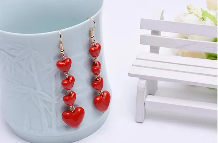 ed 0346 2018 hot sale romantic cherry red love pendant earrings long pendant earrings female fashion party wedding gift earring 
ed 0346 2018 hot sale romantic cherry red love pendant earrings long pendant earrings female fashion party wedding gift earring