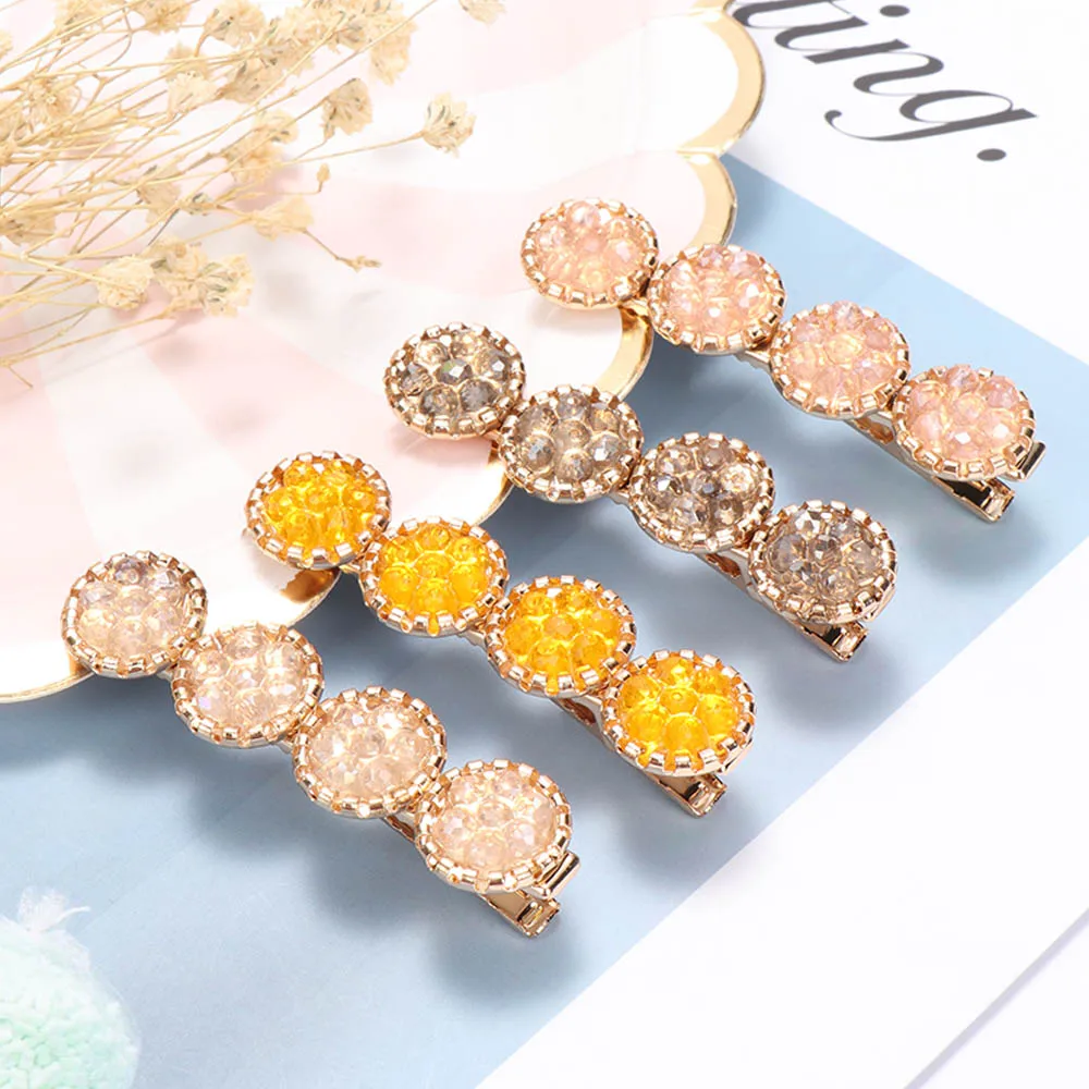 Luxury Exquisite Crystal Hair Clip Barrette Women Girls Round Metal Hairpin Hair Accessories Trendy Jewelry Headwear Gift
Luxury Exquisite Crystal Hair Clip Barrette Women Girls Round Metal Hairpin Hair Accessories Trendy Jewelry Headwear Gift