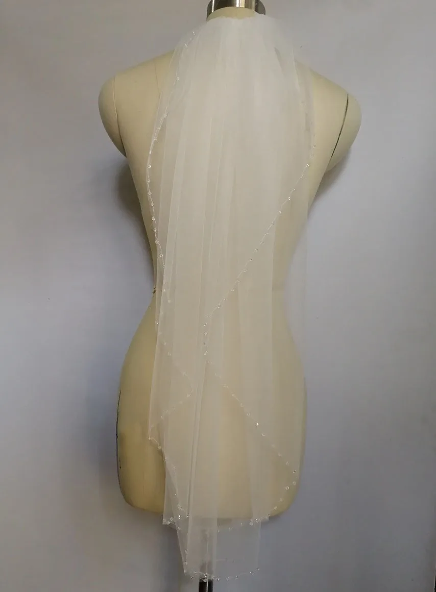 Wedding Veils With pearls Bead Edage for Bride Soft Tulle Bridal Veil with Crystal Short Layered Bridal Vail White
Wedding Veils With pearls Bead Edage for Bride Soft Tulle Bridal Veil with Crystal Short Layered Bridal Vail White