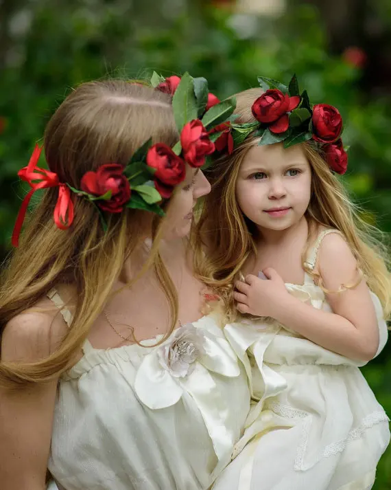 Bride Women Rose Flower Crown Hairband Wedding Flower Headband Garland Festival Flower wreath Elastic Headdress Hair Accessories
Bride Women Rose Flower Crown Hairband Wedding Flower Headband Garland Festival Flower wreath Elastic Headdress Hair Accessories
