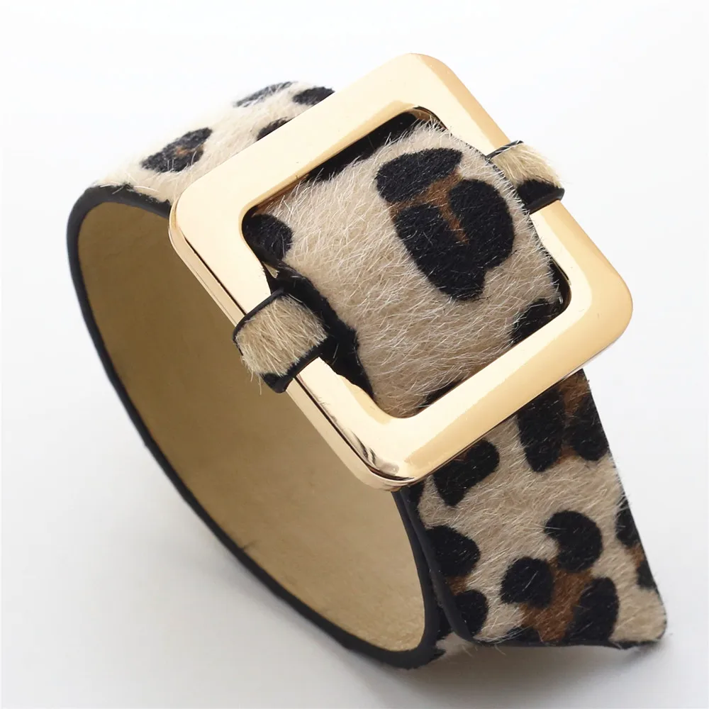Newest Square Unique Design Fashion Alloy Leopard Print Wide Leather Bracelets Women Bangle Female Wedding Jewelry
Newest Square Unique Design Fashion Alloy Leopard Print Wide Leather Bracelets Women Bangle Female Wedding Jewelry