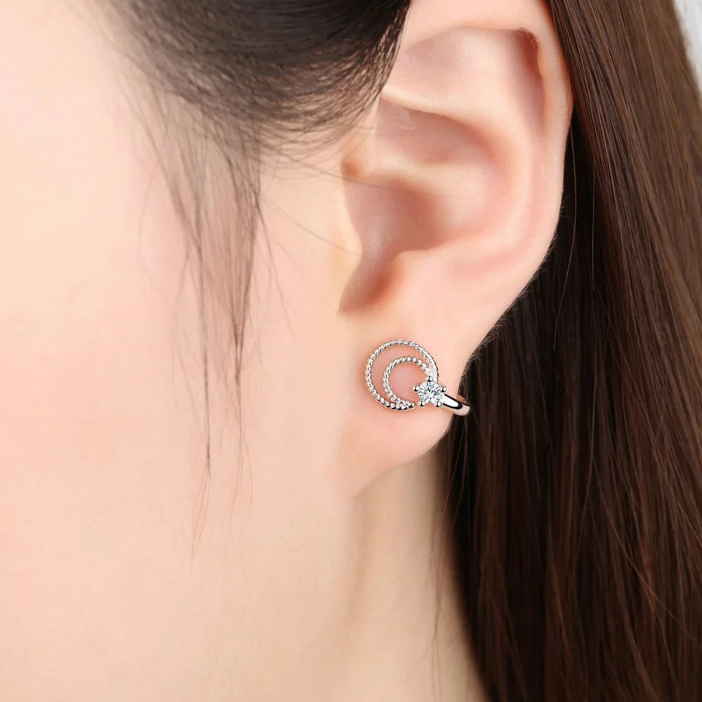 Chadestinty Women Silver Color Clip Earing Simple Cubic Zirconia Ear Cuff Female Moon Ear Clips For Girls pendientes bijoux
Chadestinty Women Silver Color Clip Earing Simple Cubic Zirconia Ear Cuff Female Moon Ear Clips For Girls pendientes bijoux