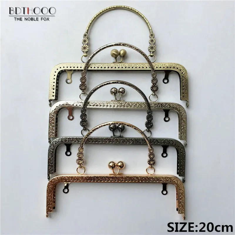 BDTHOOO 10pcs 20cm Metal Handle Sewing Purse Frames Antique Bronze Silver Golden Kiss Clasp Bag accessories 3 Small Flower
BDTHOOO 10pcs 20cm Metal Handle Sewing Purse Frames Antique Bronze Silver Golden Kiss Clasp Bag accessories 3 Small Flower