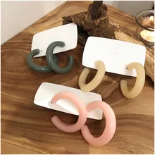 Coréia Brincos de Acrílico Doces Cor C-em forma de Brincos Grandes Retro Brincos Da Orelha Anéis de Moda Feminina Verão 2019 925 esterlina prata(China)