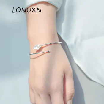 New Fashion Real Natural Freshwater Pearl leaves Bracelets For Women 100% Pearl Bead Sterling Silver Bracelets & Bangles Jewelry
New Fashion Real Natural Freshwater Pearl leaves Bracelets For Women 100% Pearl Bead Sterling Silver Bracelets & Bangles Jewelry