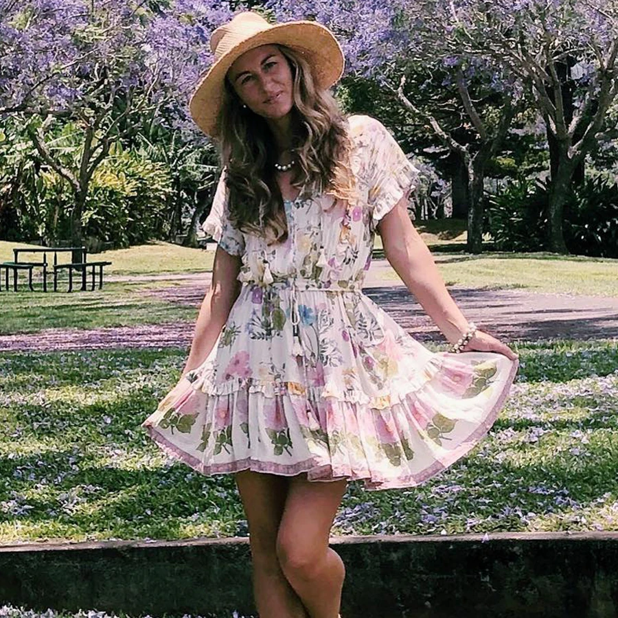 TEELYNN MINI Play dress 2019 Cream floral print Wild Bloom boho dresses Ruffle Elastic waist short women Dresses Gypsy Vestido
TEELYNN MINI Play dress 2019 Cream floral print Wild Bloom boho dresses Ruffle Elastic waist short women Dresses Gypsy Vestido