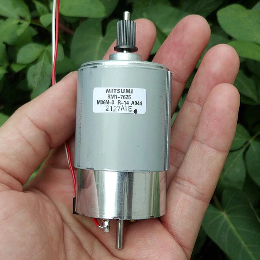 555 DC Motor Wind Generators Hand Generator Permanent Magnet Motor for Copier Digital appliance Precision motor
555 DC Motor Wind Generators Hand Generator Permanent Magnet Motor for Copier Digital appliance Precision motor