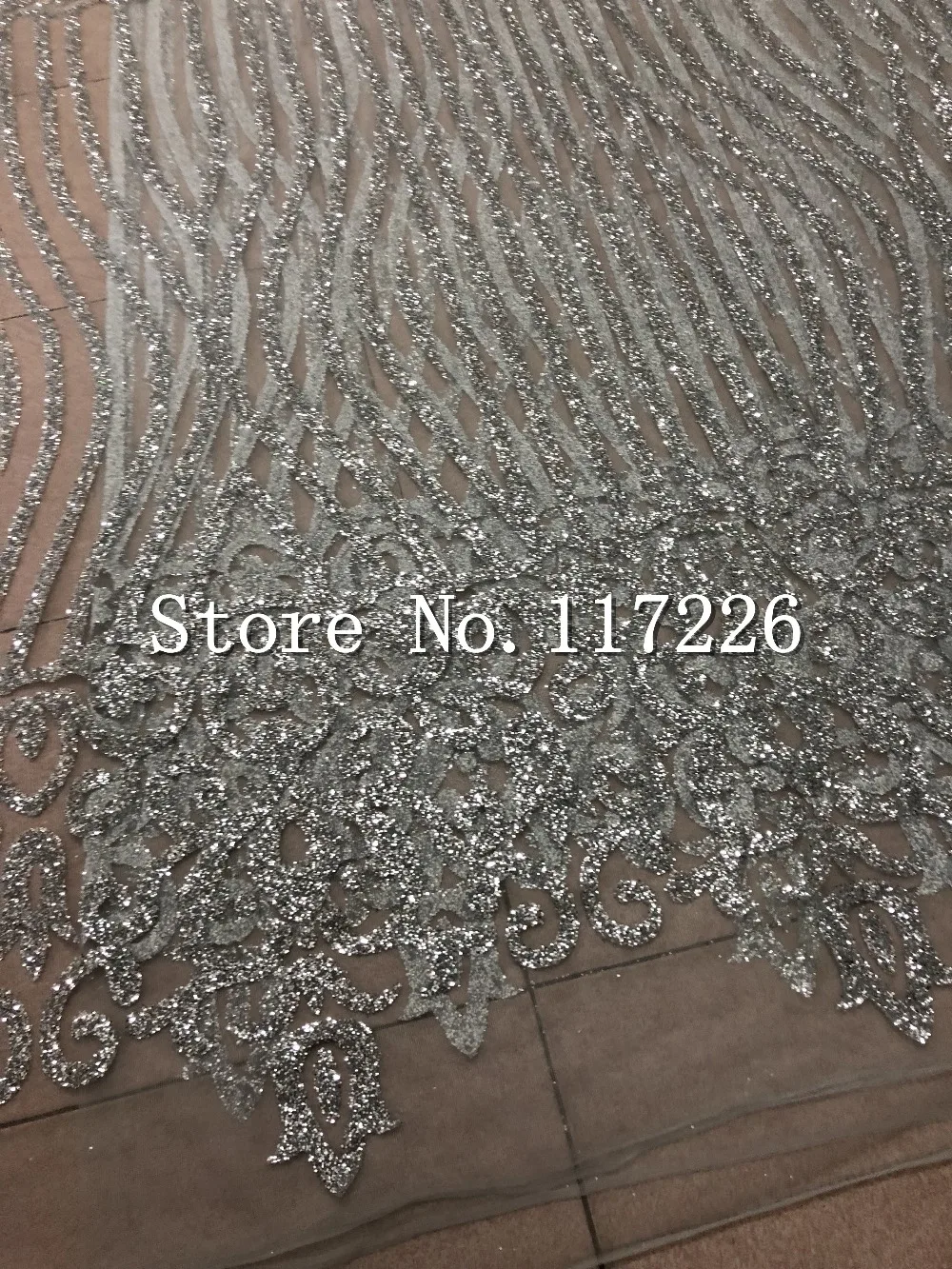 JRB-CY101128 sparkly african sequins tulle mesh fabric hot selling with glued glitter in silver color
JRB-CY101128 sparkly african sequins tulle mesh fabric hot selling with glued glitter in silver color