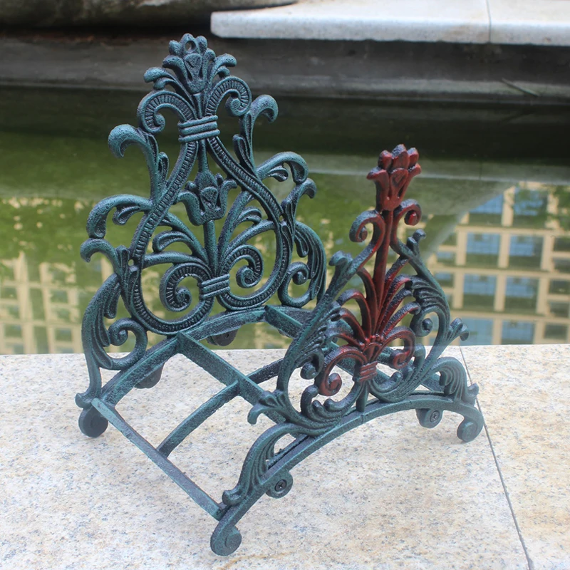 European Vintage Tulip with Red Hand Painted Cast Iron Mounted Wall Water Pipe Holder
European Vintage Tulip with Red Hand Painted Cast Iron Mounted Wall Water Pipe Holder