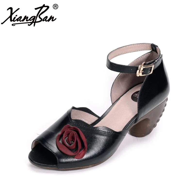 Xiangban Handmade leather sandals women fashion high heel summer shoes buckle peep toe 603AK32
Xiangban Handmade leather sandals women fashion high heel summer shoes buckle peep toe 603AK32