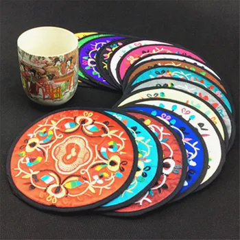 1000pcs Chinese style decorations Patterns Embroidered Coasters China Wind Tea Pad Creative Thermal Pad Safety Protection Base
1000pcs Chinese style decorations Patterns Embroidered Coasters China Wind Tea Pad Creative Thermal Pad Safety Protection Base