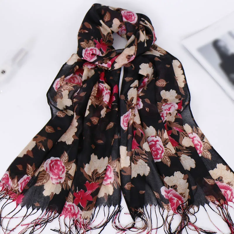 2019 Ladies Spain Luxury Fashion Retro Floral Tassel Viscose Shawl Scarf Printe Muffler Headband Foulard Sjaal Wrap Hijab Snood
2019 Ladies Spain Luxury Fashion Retro Floral Tassel Viscose Shawl Scarf Printe Muffler Headband Foulard Sjaal Wrap Hijab Snood