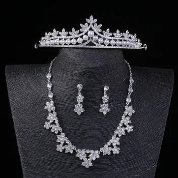 Bling Bling Cheap Bridal Jewelry Set Three Piece Crown Earring Necklace Jewelry Wedding Party Accessories For Female
Bling Bling Cheap Bridal Jewelry Set Three Piece Crown Earring Necklace Jewelry Wedding Party Accessories For Female