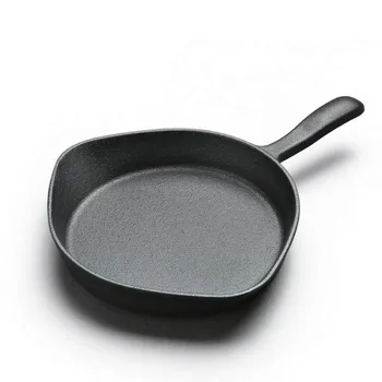 Pan Iron workshop cast iron pan small frying pan flat bottom non-stick pan thickening iron pot handmade pig iron
Pan Iron workshop cast iron pan small frying pan flat bottom non-stick pan thickening iron pot handmade pig iron
