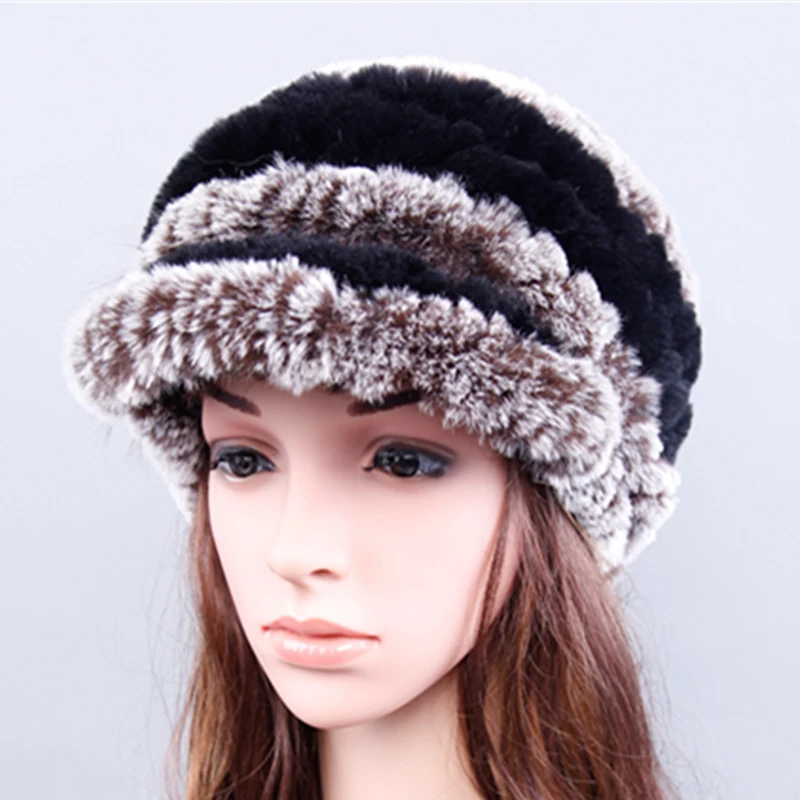 photo of girls on snow with hats №18372 photo of girls on snow with hats № 18371