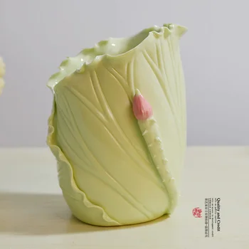 ceramic creative Lotus Fashion flower vase pot Pen holder home decor craft room wedding decoration handicraft porcelain figurine
ceramic creative Lotus Fashion flower vase pot Pen holder home decor craft room wedding decoration handicraft porcelain figurine
