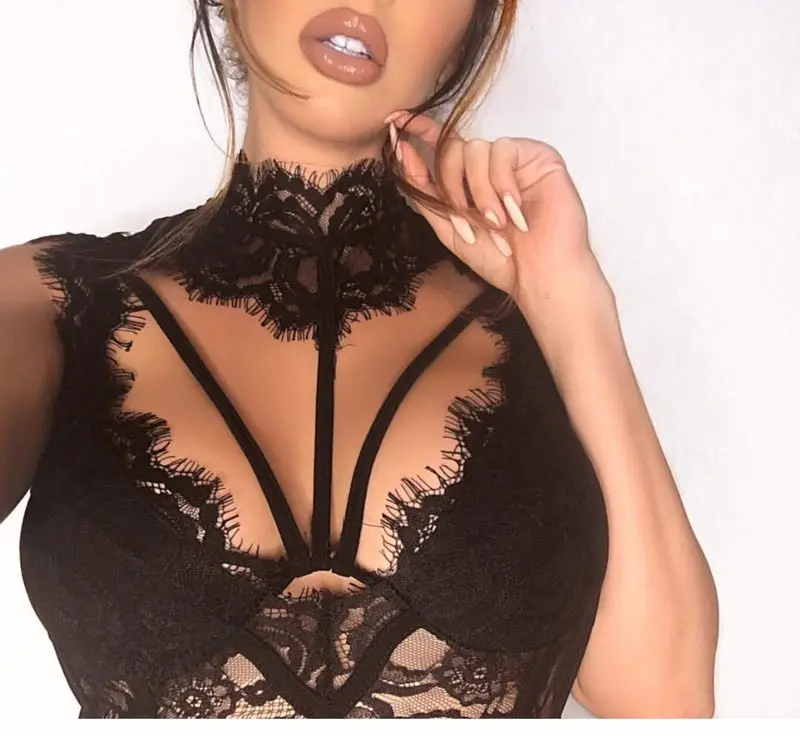 Black White Pink 1PC Sexy Women Lace Tops High-Neck Lace Floral Hollow Camisole Vest Bodycon Bandage Tank Tops Crop Top 2018 New
Black White Pink 1PC Sexy Women Lace Tops High-Neck Lace Floral Hollow Camisole Vest Bodycon Bandage Tank Tops Crop Top 2018 New