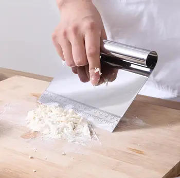 Wholesale 2 pc/lot Cut surface knife flour cream scraper baking tool bread baking with scale stainless steel press plate knife
Wholesale 2 pc/lot Cut surface knife flour cream scraper baking tool bread baking with scale stainless steel press plate knife