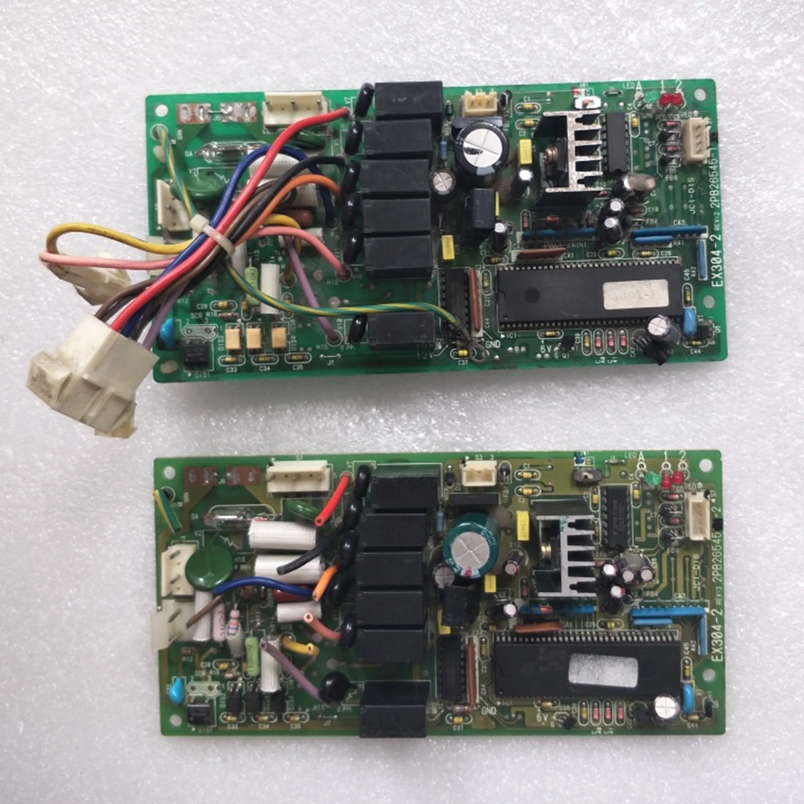External Computer Board for Air Conditioner 2PB26545-1 -2 EX304-2 FTY35FV1C Independent Repaired Part Accessories
External Computer Board for Air Conditioner 2PB26545-1 -2 EX304-2 FTY35FV1C Independent Repaired Part Accessories