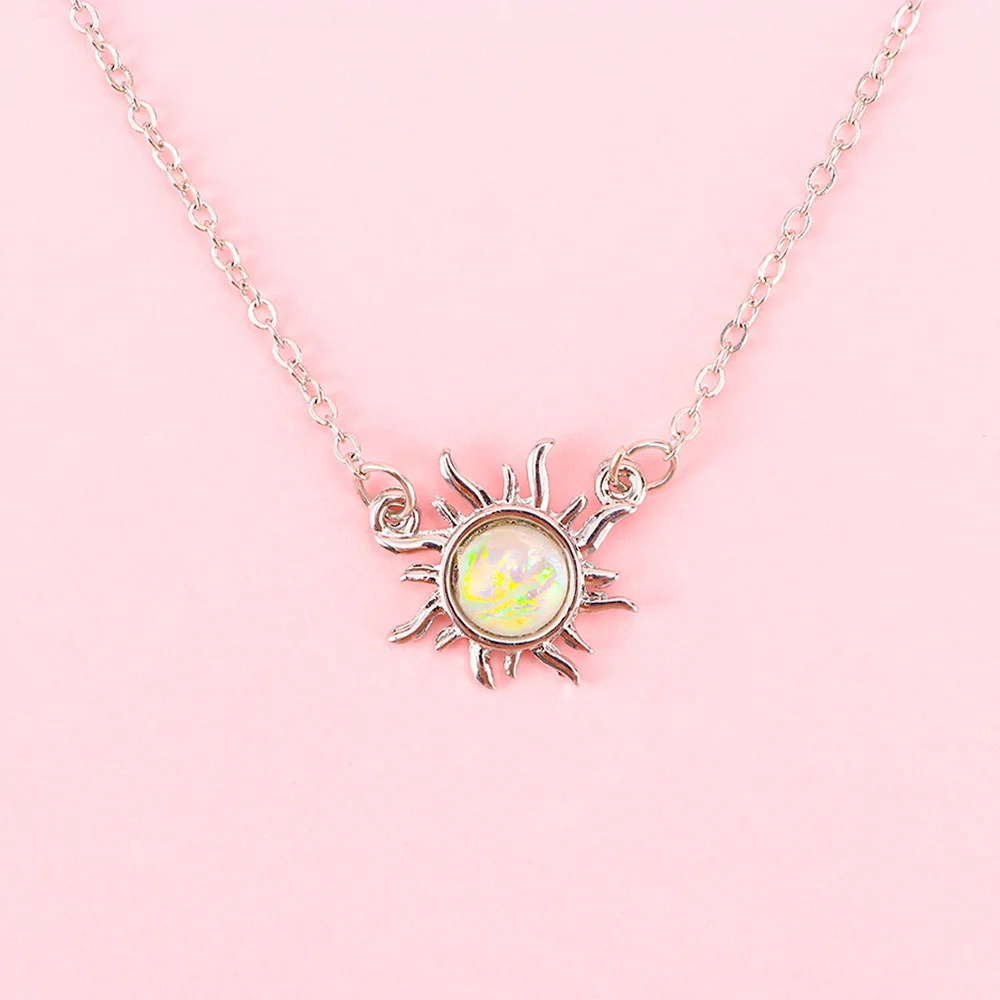 1 Pcs Gold Silver Color Sun Flower Opal Choker Necklace Female Clavicle Chain for Street Shooting Wedding Travel Commemoration
1 Pcs Gold Silver Color Sun Flower Opal Choker Necklace Female Clavicle Chain for Street Shooting Wedding Travel Commemoration